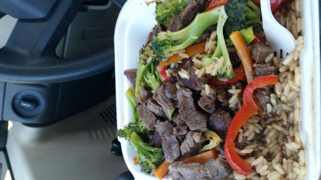 Marys Grill | restaurant | 13900 Schaefer Hwy, Detroit, MI 48227, USA | 3139319100 OR +1 313-931-9100