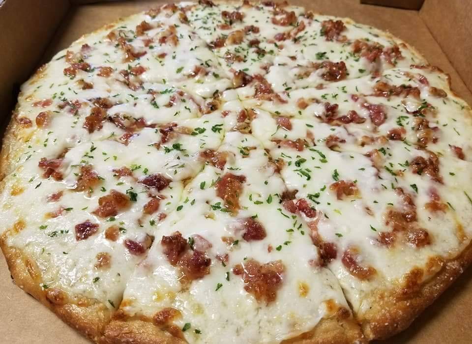 Bulldog Pizza & More | restaurant | 108 E Pundt Ave, Orange Grove, TX 78372, USA | 3618157399 OR +1 361-815-7399
