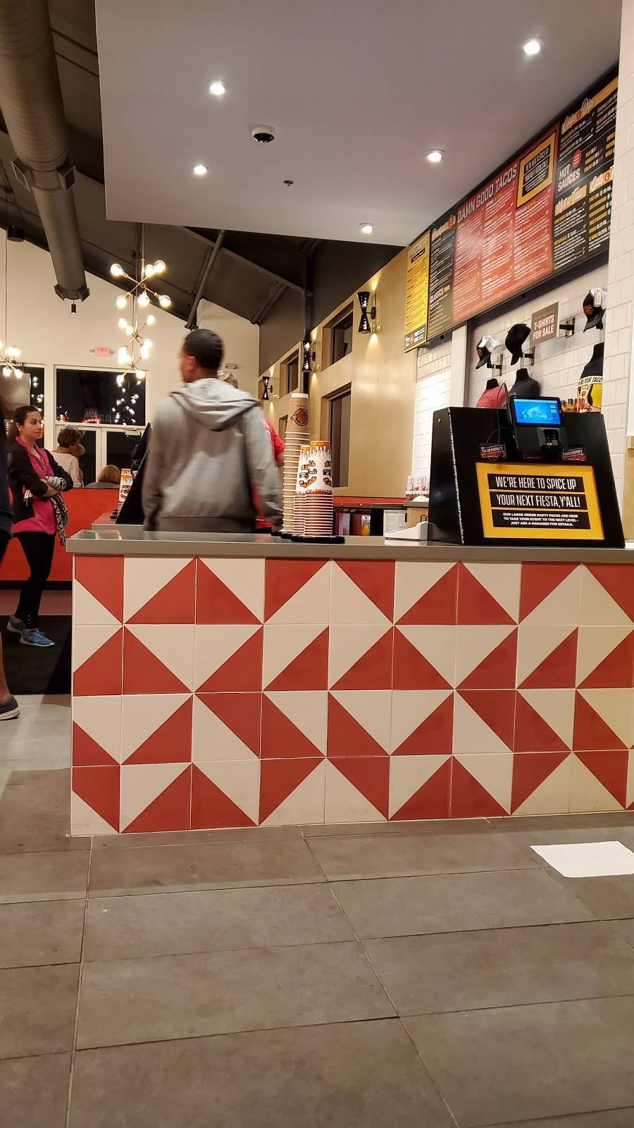Torchys Tacos | restaurant | 18210 Sonterra Pl, San Antonio, TX 78258, USA | 7264449116 OR +1 726-444-9116