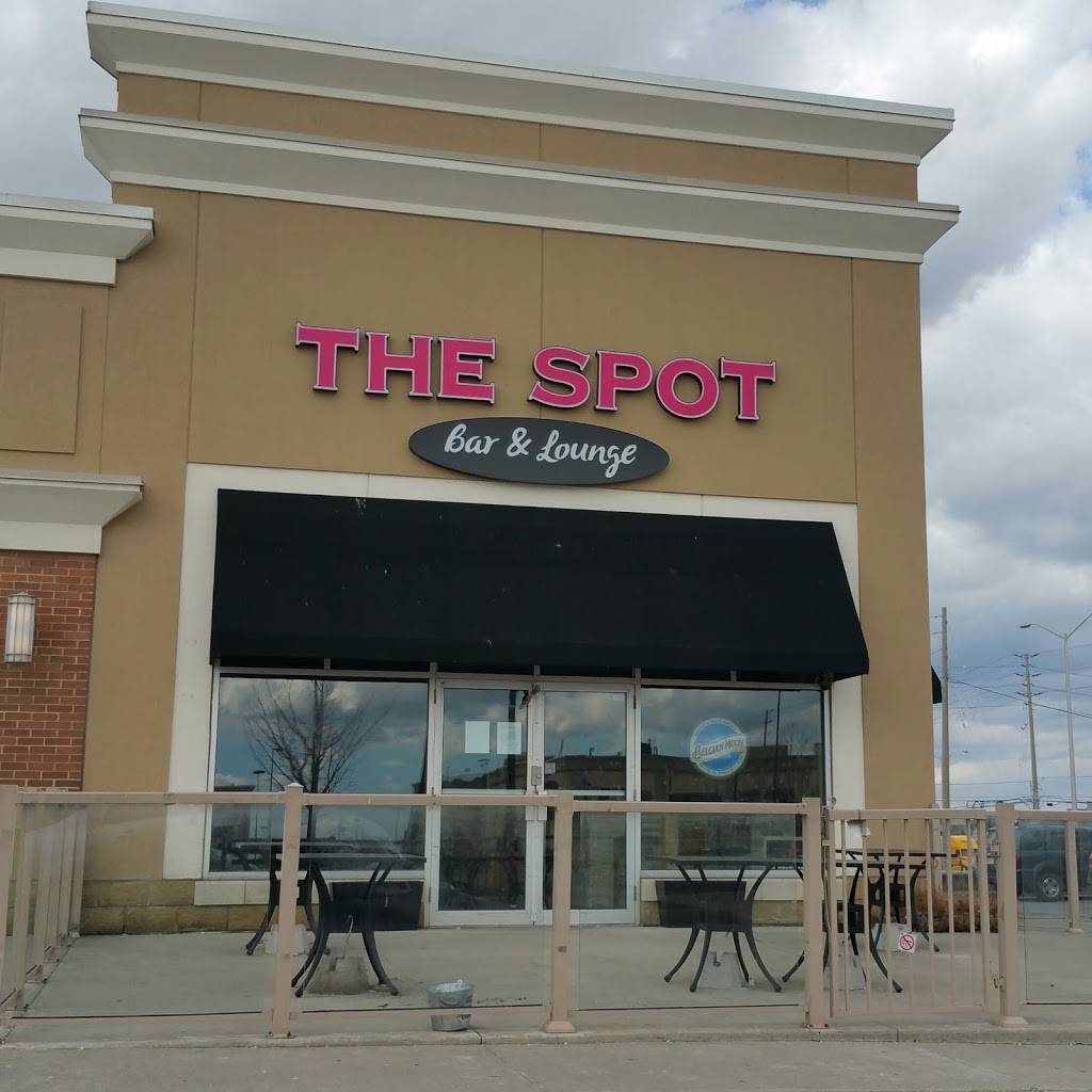The Spot Bar and Lounge | restaurant | 9980 Airport Rd, Brampton, ON L6S 0C5, Canada | 9057993010 OR +1 905-799-3010