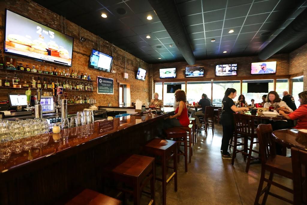 Slice of Life Pizzeria & Pub Downtown | restaurant | 125 Market St, Wilmington, NC 28401, USA | 9102519444 OR +1 910-251-9444