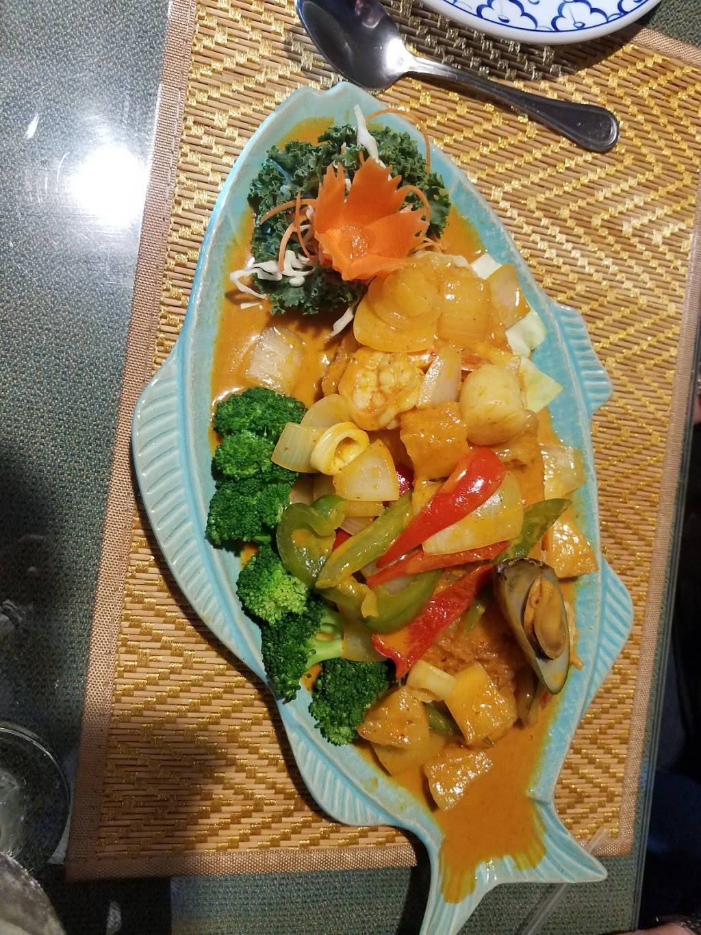 Aloy PatThai Restaurant | restaurant | 4346 Gall Blvd, Zephyrhills, FL 33542, USA | 8133554290 OR +1 813-355-4290