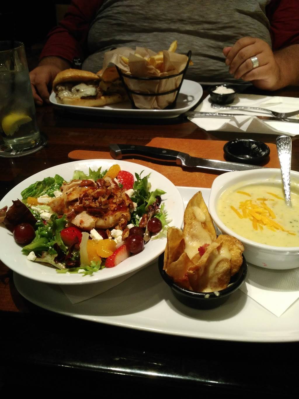 LongHorn Steakhouse | meal takeaway | 5488 S Padre Island Dr, Corpus Christi, TX 78411, USA | 3619060422 OR +1 361-906-0422