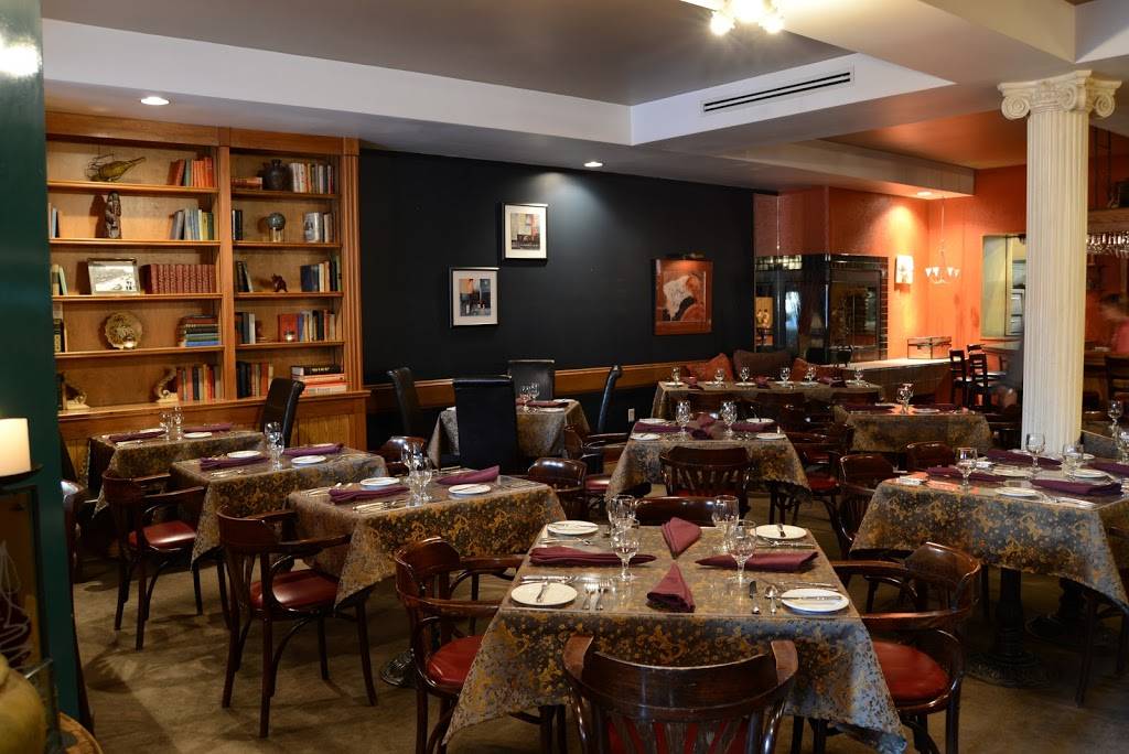 La Casa | restaurant | 117 King St, London, ON N6A 1C3, Canada | 5194342272 OR +1 519-434-2272