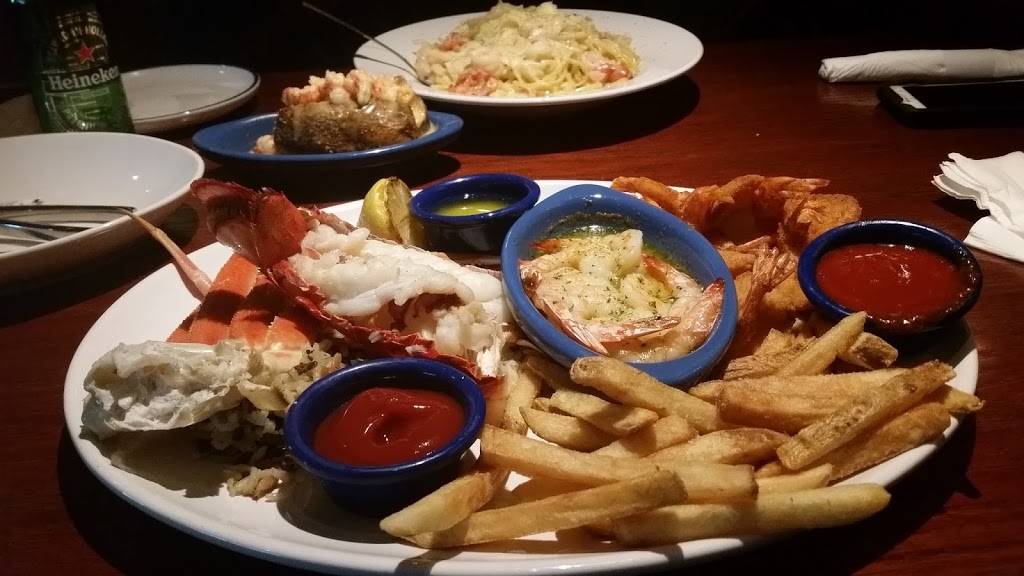 Red Lobster | restaurant | 4573 Commercial Dr, New Hartford, NY 13413, USA | 3157686156 OR +1 315-768-6156