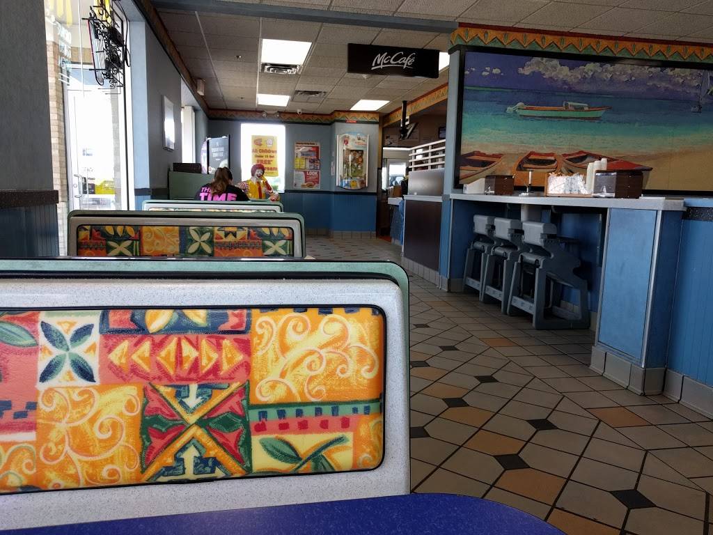 McDonalds | cafe | 4498 Sunrise Hwy, Oakdale, NY 11769, USA | 6315670364 OR +1 631-567-0364