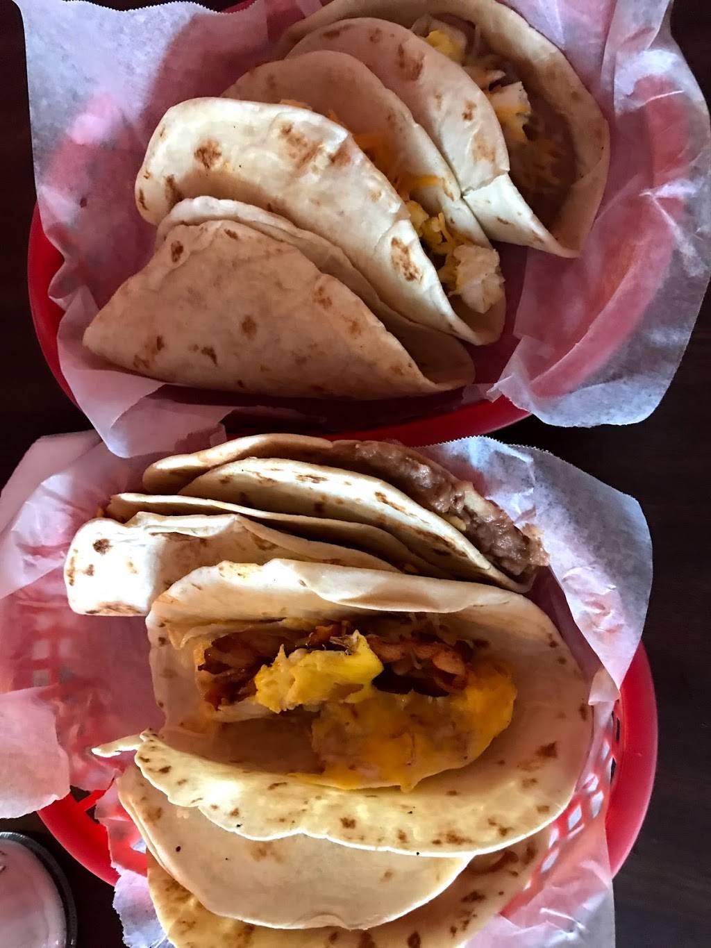 J & I Cafe | restaurant | 1431 E Houston St, San Antonio, TX 78202, USA | 2102710557 OR +1 210-271-0557