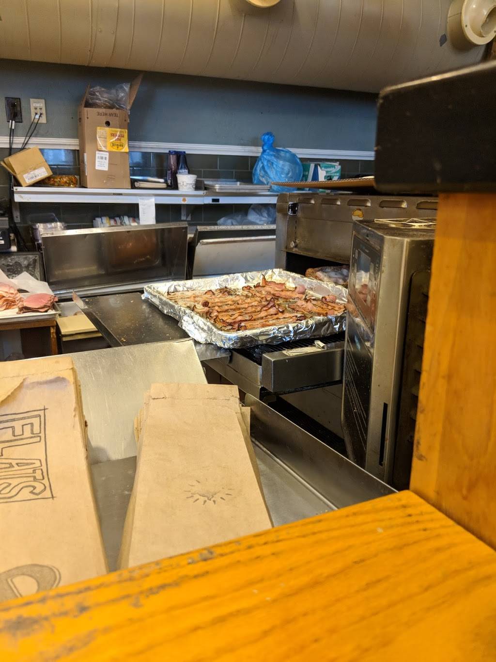 Potbelly Sandwich Shop | restaurant | 1299 Pennsylvania Ave NW, Washington, DC 20004, USA | 2023936655 OR +1 202-393-6655