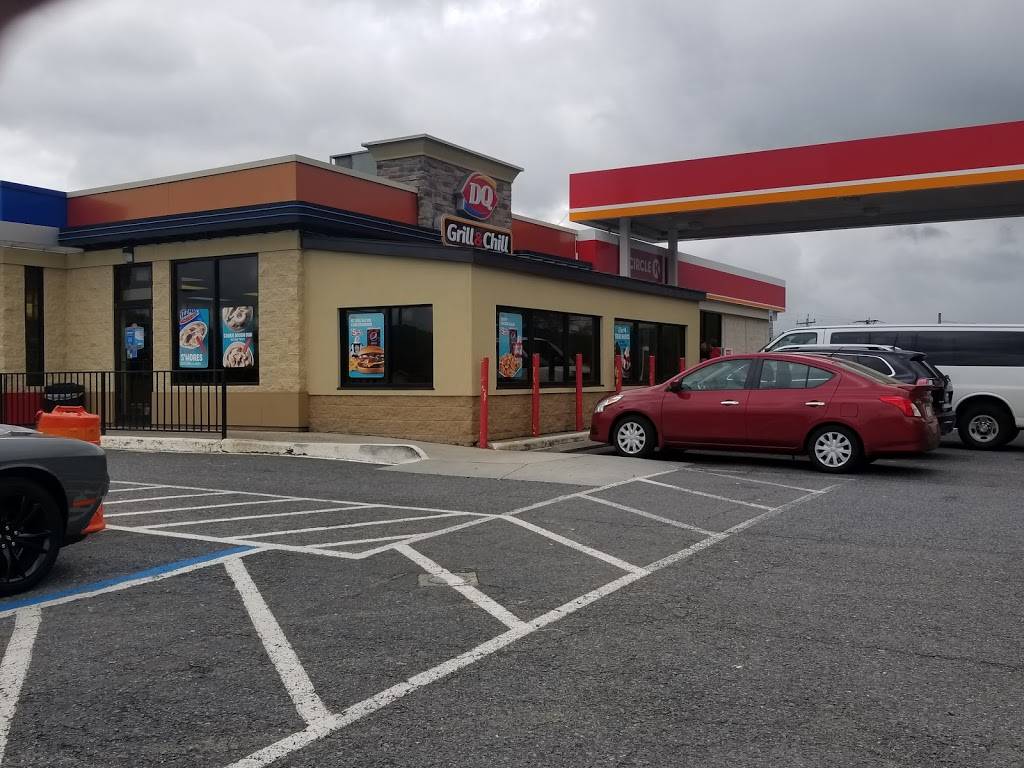 Dairy Queen | restaurant | 8006 S Scenic Hwy, Bland, VA 24315, USA | 2766883645 OR +1 276-688-3645