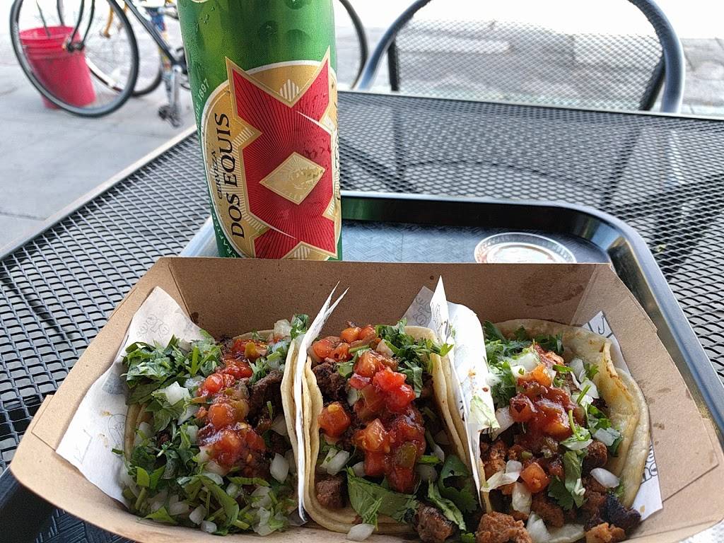 Holé Molé | restaurant | 421 Obispo Ave, Long Beach, CA 90814, USA | 5624392555 OR +1 562-439-2555