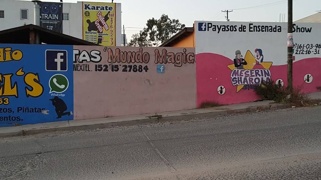 WARWINGS | restaurant | Av. Diamante 2423, Amp. Hidalgo, 22889 Ensenada, B.C., Mexico | 016469770757 OR +52 646 977 0757