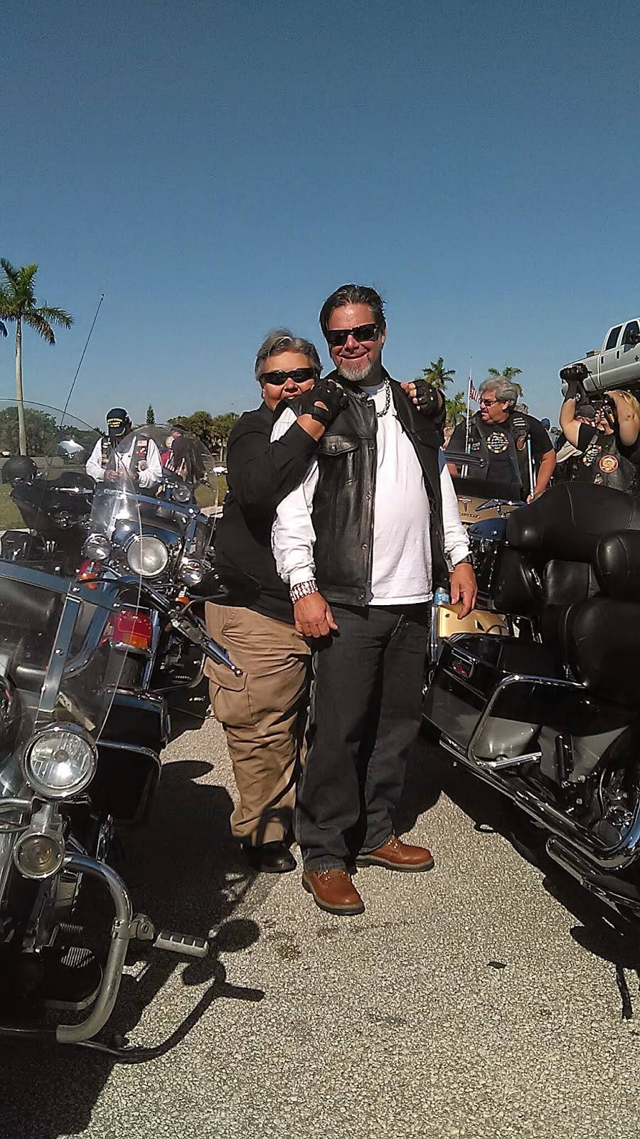 Dunkin | bakery | Florida Turnpike MM 19, Miami, FL 33186, USA | 3052533755 OR +1 305-253-3755