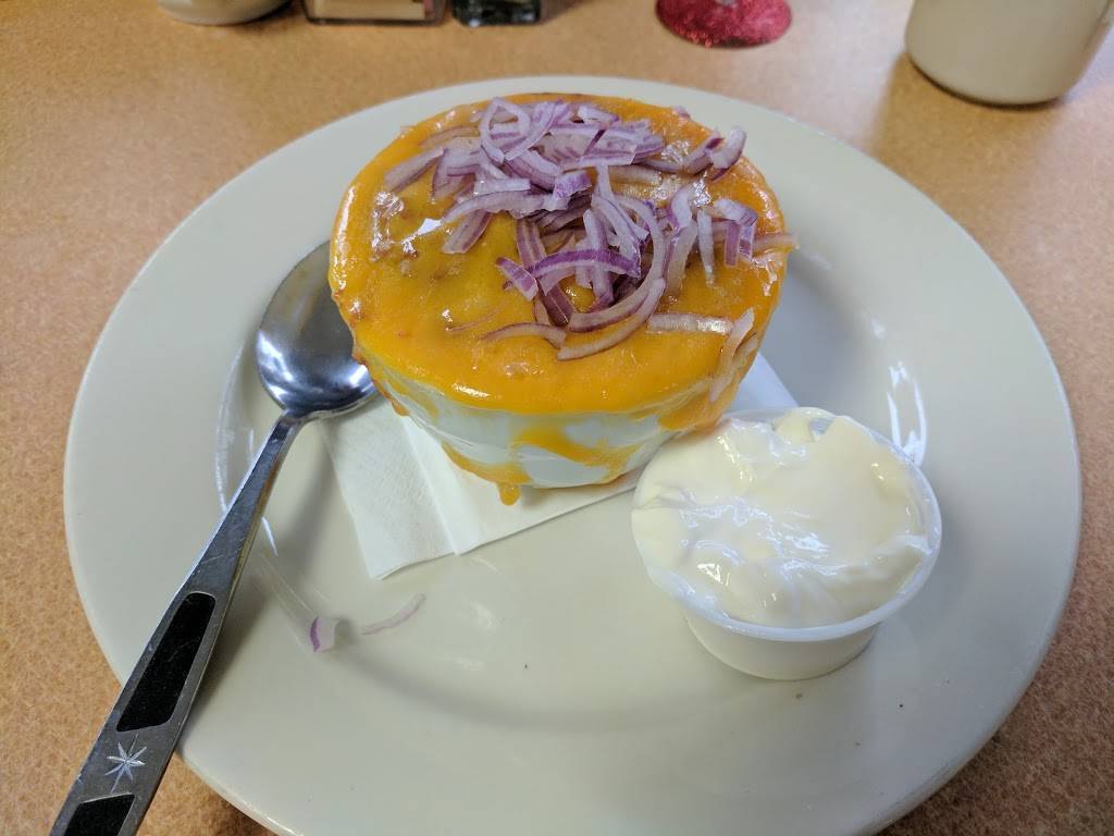 Jenis Main Street Grill | restaurant | 54195 NY-25, Southold, NY 11971, USA | 6317659610 OR +1 631-765-9610