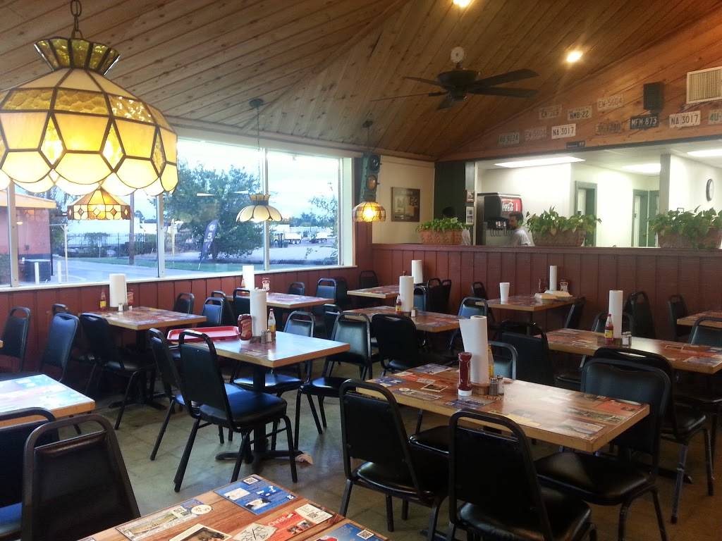 Country Burger | restaurant | 1700 14th St, Plano, TX 75074, USA | 9724232210 OR +1 972-423-2210