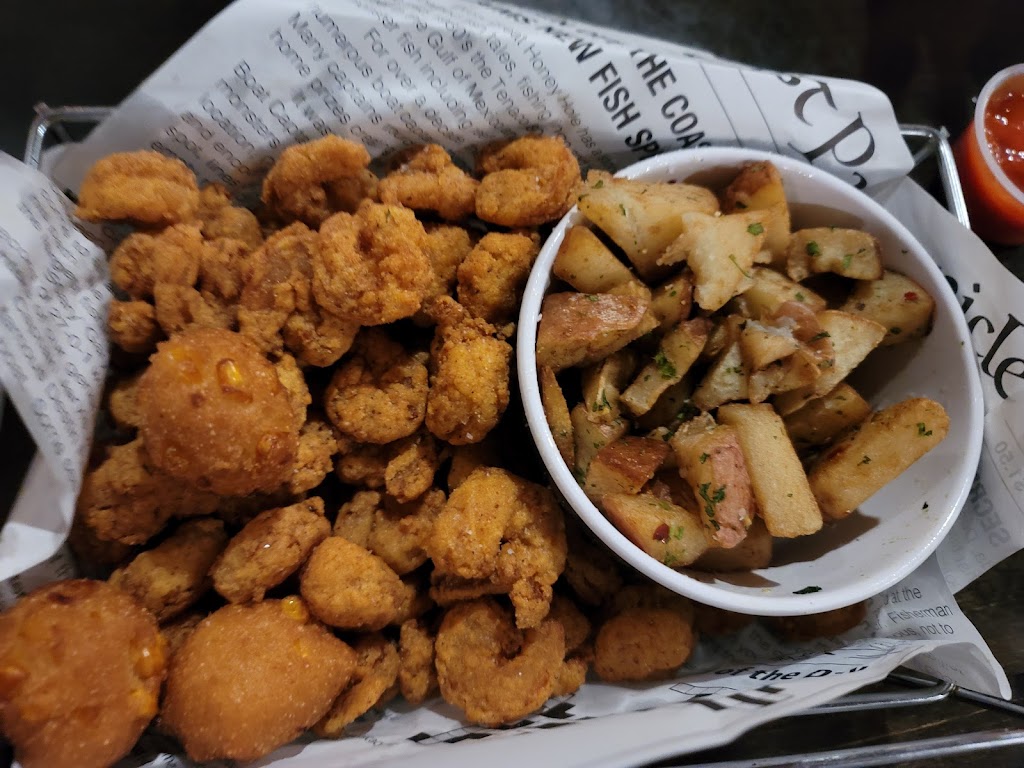 East Pass Seafood & Oyster House | restaurant | 56 Harbor Blvd, Destin, FL 32541, USA | 8504243507 OR +1 850-424-3507