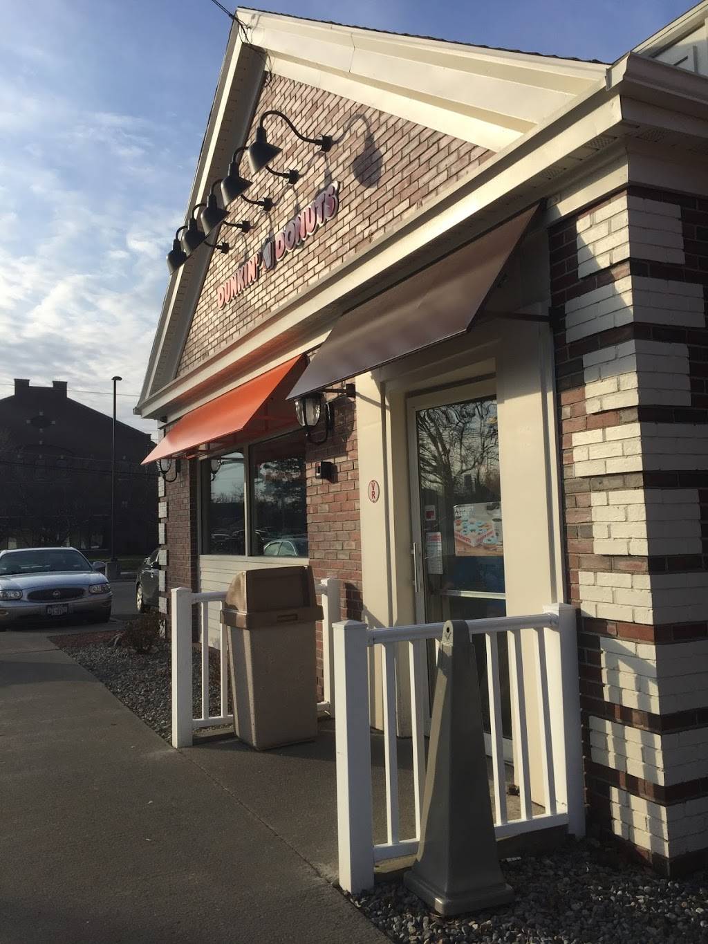 Dunkin | bakery | 501 E Genesee St, Fayetteville, NY 13066, USA | 3156370450 OR +1 315-637-0450