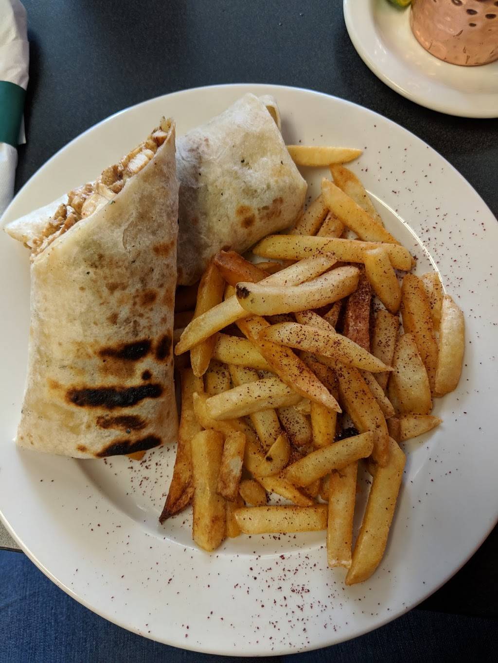 Bateeni Mediterranean Grill | restaurant | 1868 W Arlington Blvd, Greenville, NC 27834, USA | 2526896222 OR +1 252-689-6222