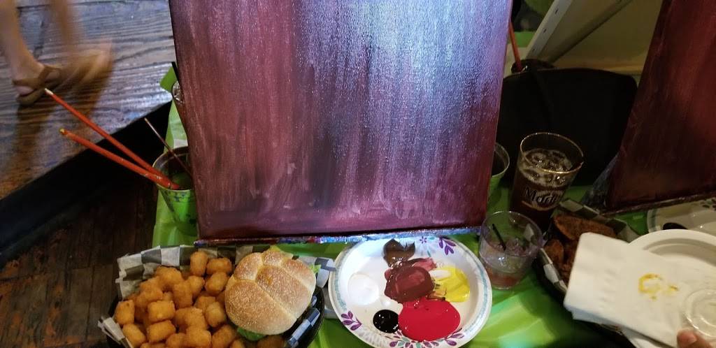 Town Tavern DC | restaurant | 2323 18th St NW, Washington, DC 20009, USA | 2023878696 OR +1 202-387-8696