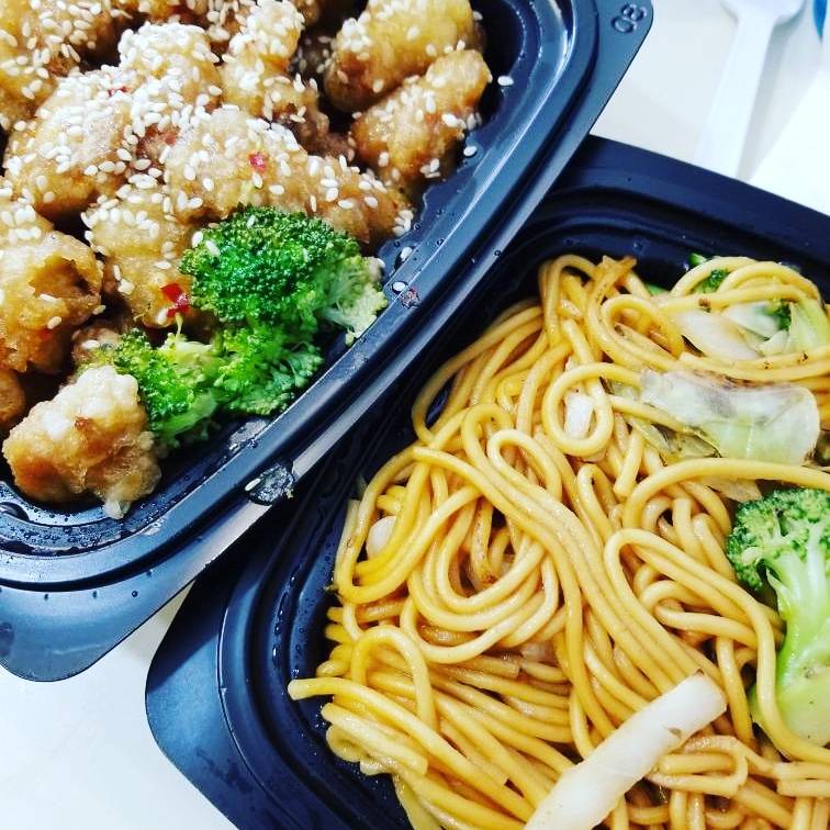 Panda Noodles | restaurant | 3483 W 10th St a, Greeley, CO 80634, USA | 9708179666 OR +1 970-817-9666