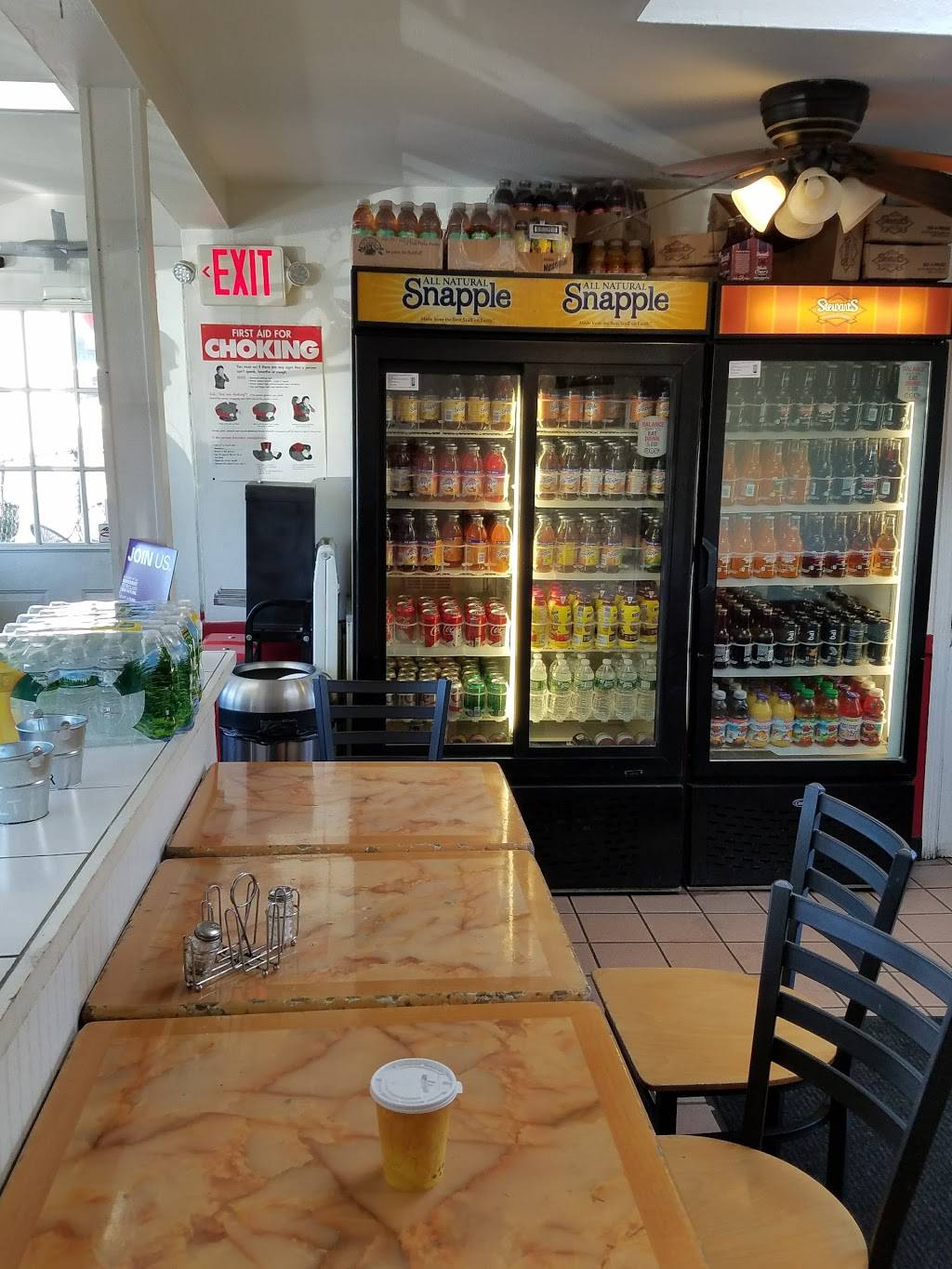 Dougies Stand By | cafe | 604 N Main St, Port Chester, NY 10573, USA | 9149390022 OR +1 914-939-0022