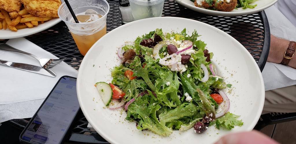 Nancys Restaurant | restaurant | 29 Lake Ave, Oak Bluffs, MA 02557, USA | 5086930006 OR +1 508-693-0006