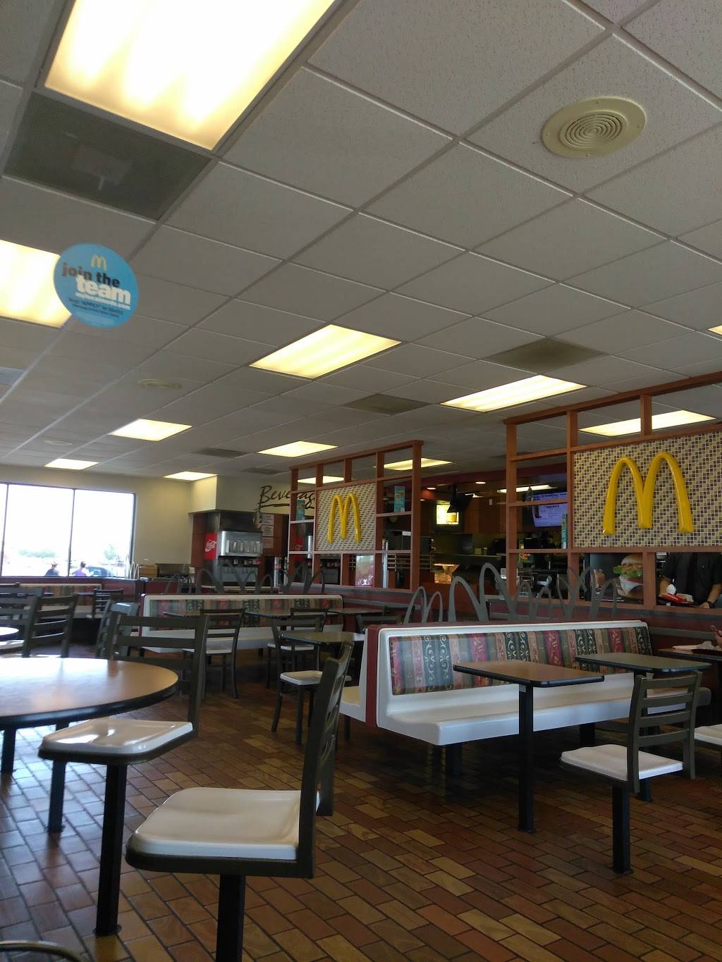 McDonalds | cafe | 1324 E Hatch Rd, Modesto, CA 95351, USA | 2095377587 OR +1 209-537-7587