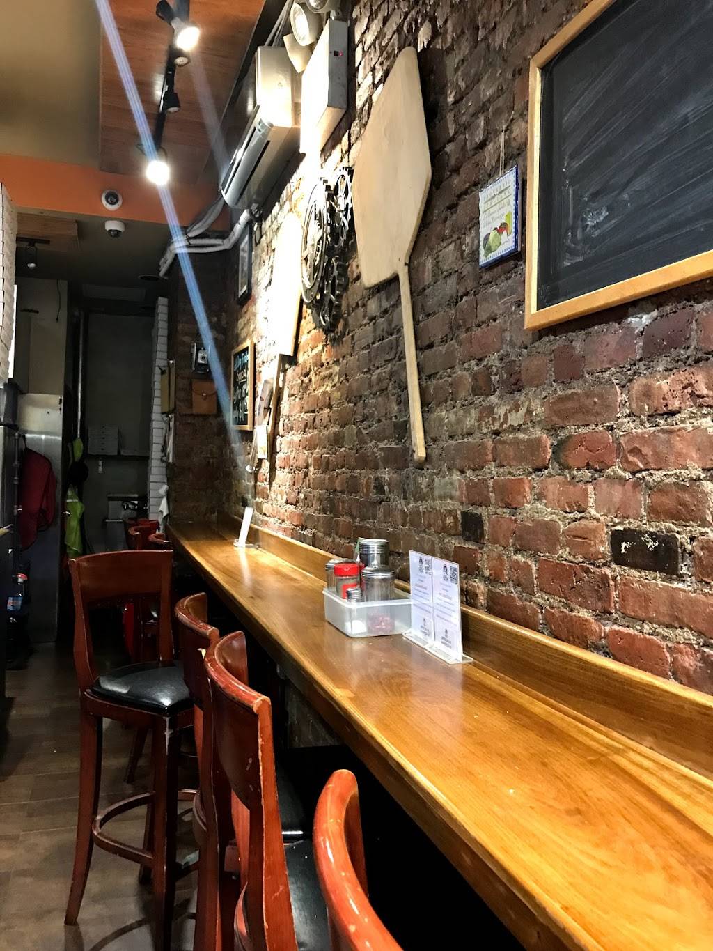 Yankee Pizza | restaurant | 181 Loisaida Ave, New York, NY 10009, USA | 6467603334 OR +1 646-760-3334