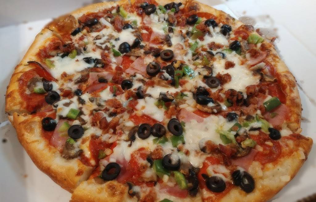 Paisanos Pizza N Pasta | restaurant | 6000 4th St N, St. Petersburg, FL 33703, USA | 7275212656 OR +1 727-521-2656