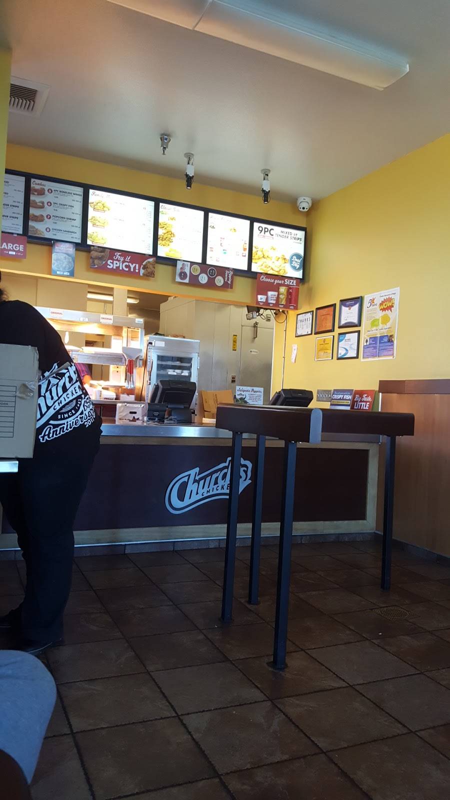 Churchs Chicken | restaurant | 14507 Palmdale Rd, Victorville, CA 92392, USA | 7602451141 OR +1 760-245-1141