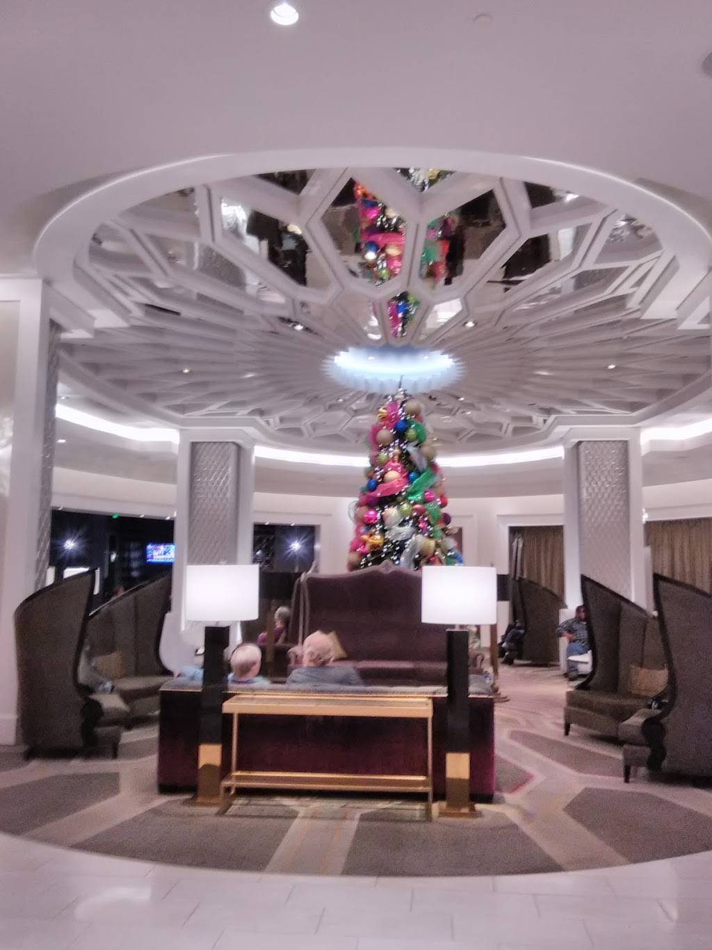 Deltas Kitchen | restaurant | 3600 Elvis Presley Blvd, Memphis, TN 38116, USA | 9014433000 OR +1 901-443-3000