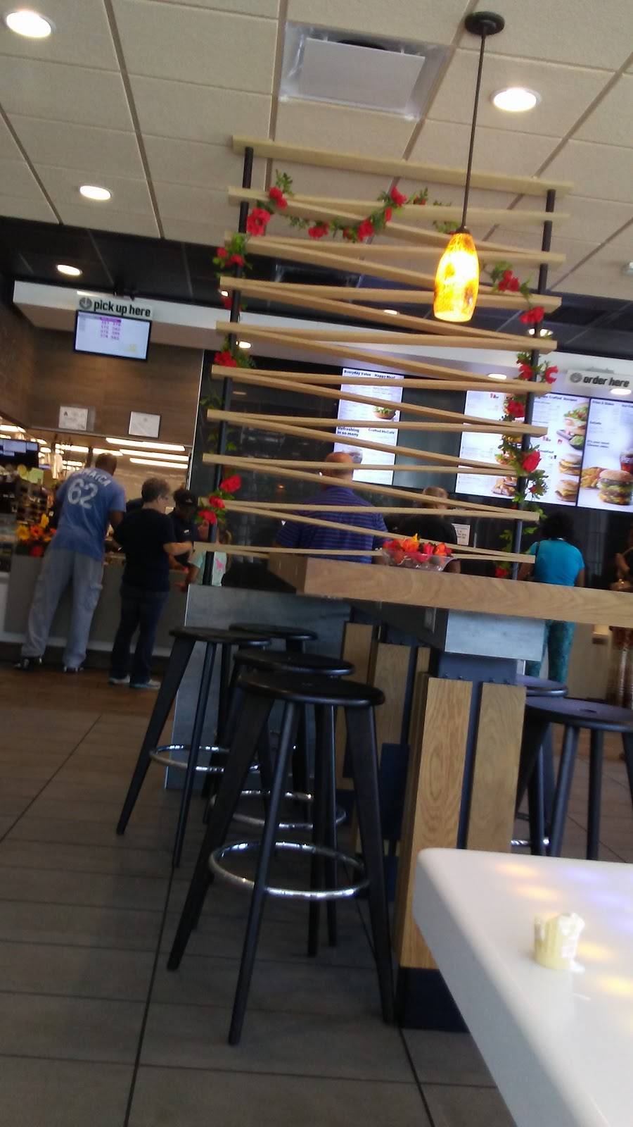 McDonalds | cafe | 2100 W Nash St SE, Wilson, NC 27893, USA | 2522917041 OR +1 252-291-7041