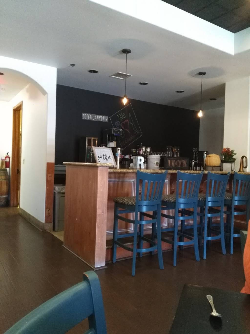 LATiTUDE by JR | restaurant | 41955 5th St STE 102, Temecula, CA 92590, USA | 9515953711 OR +1 951-595-3711