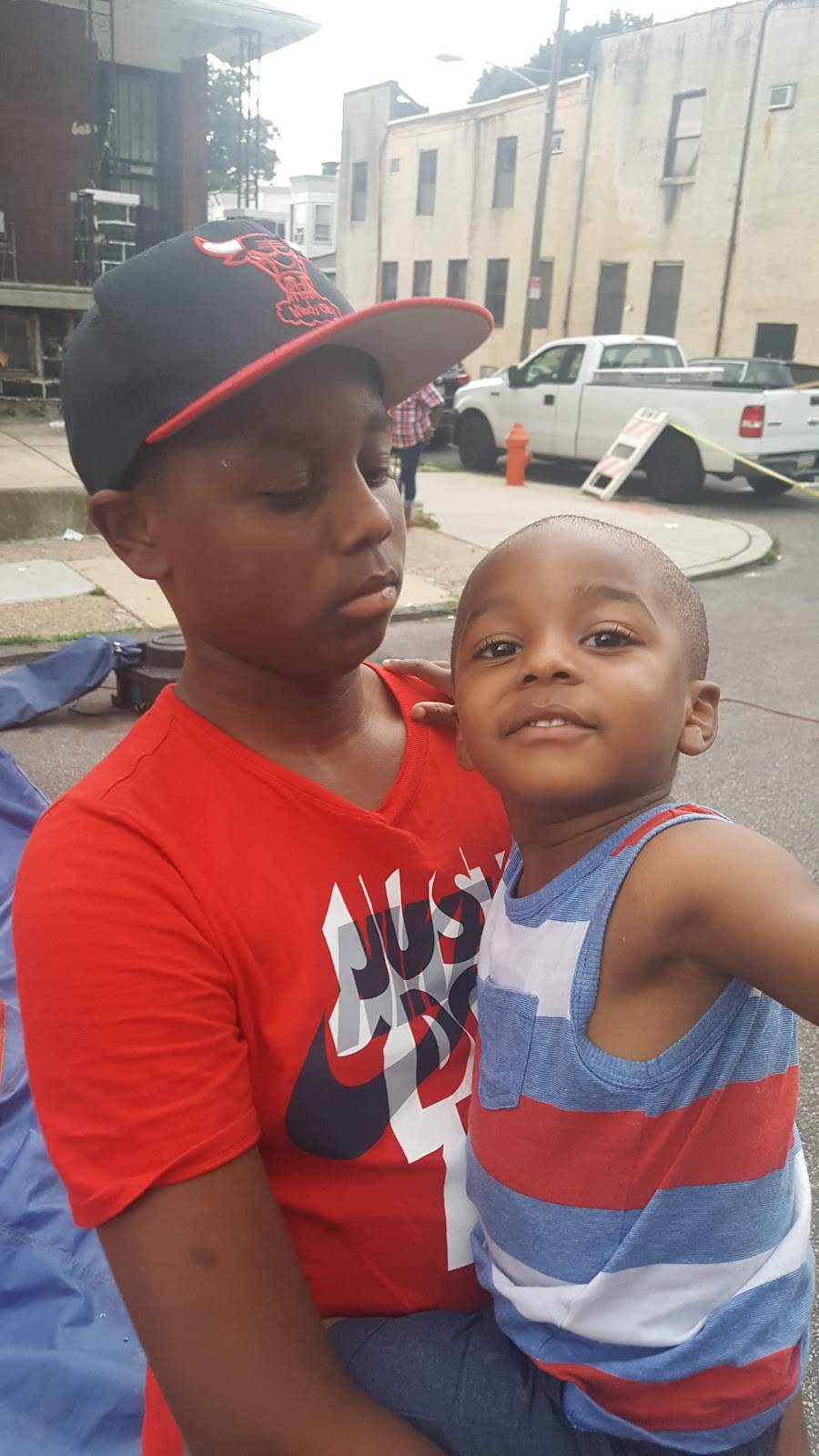 Four Seasons Chinese and American Restaurant | restaurant | 1468 N 60th St, Philadelphia, PA 19151, USA | 2158831577 OR +1 215-883-1577