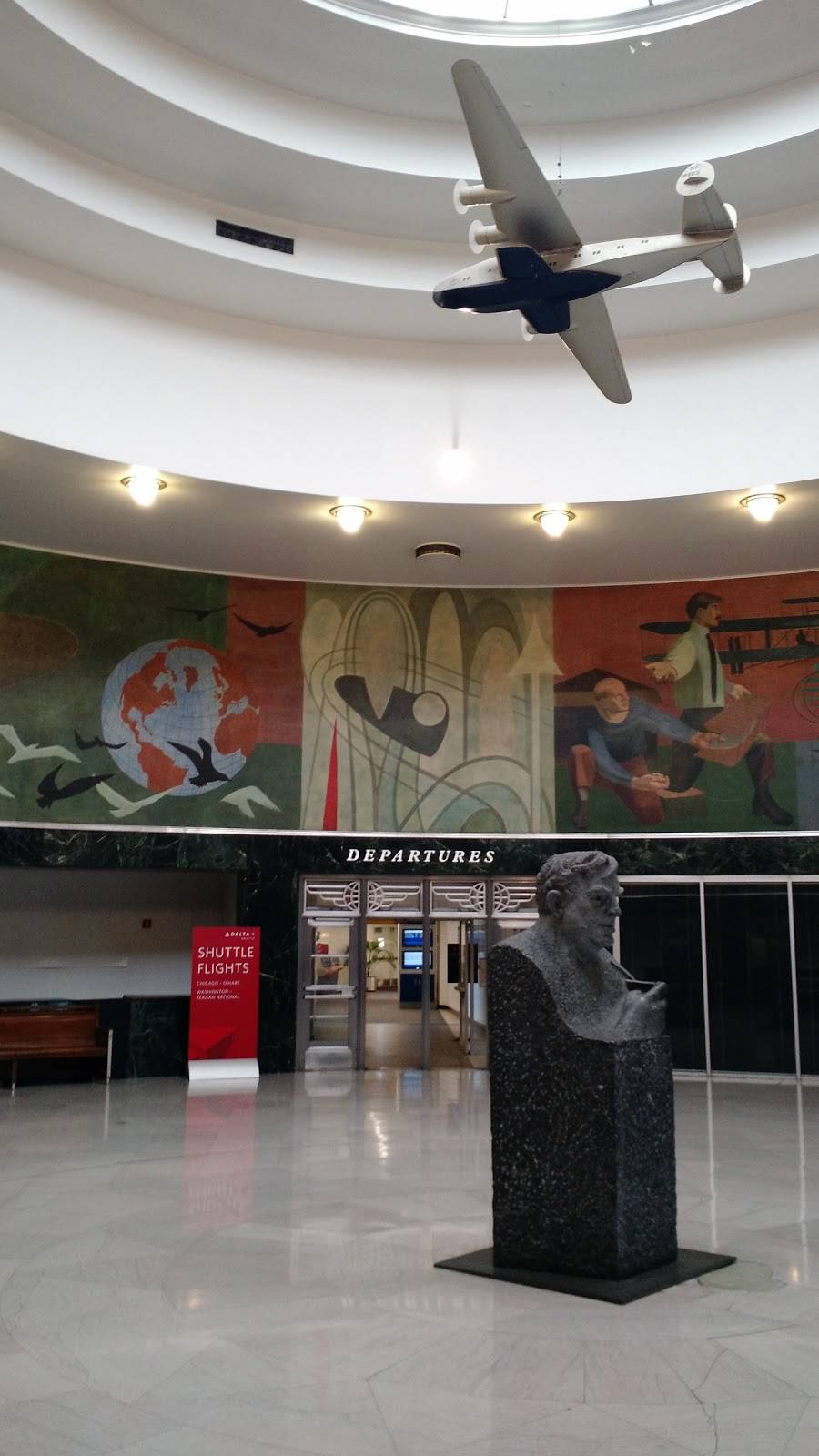 Yankee Clipper | restaurant | LaGuardia Airport, 81 Marine Terminal Rd, East Elmhurst, NY 11371, USA | 7184768859 OR +1 718-476-8859