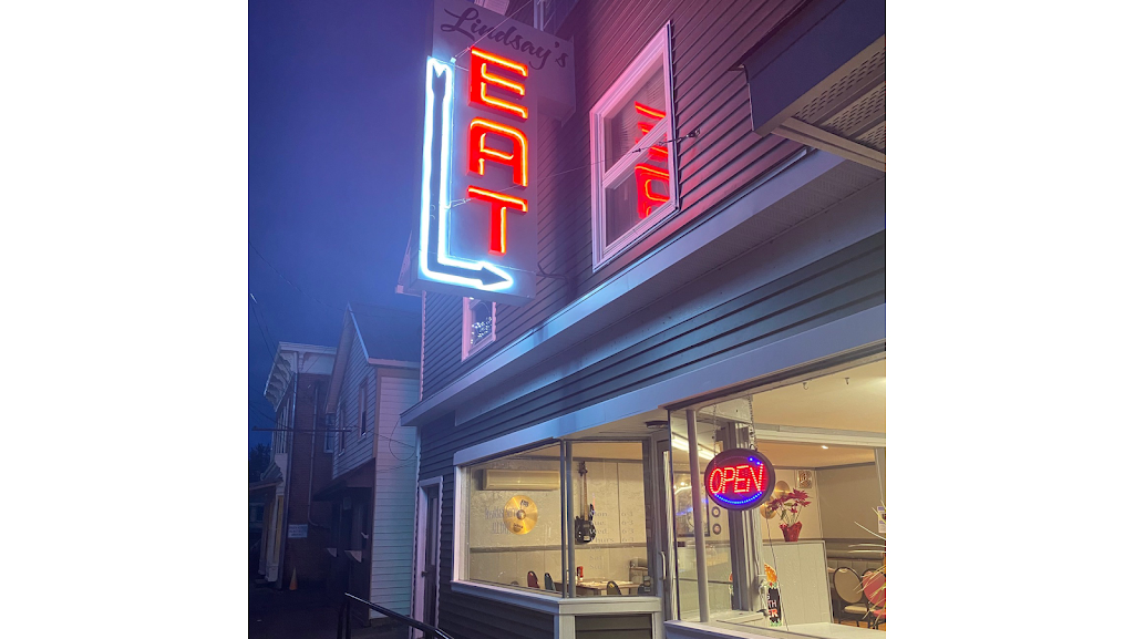 Lindsays | cafe | 1122 Main St, Leeds, NY 12414, USA | 5189431266 OR +1 518-943-1266