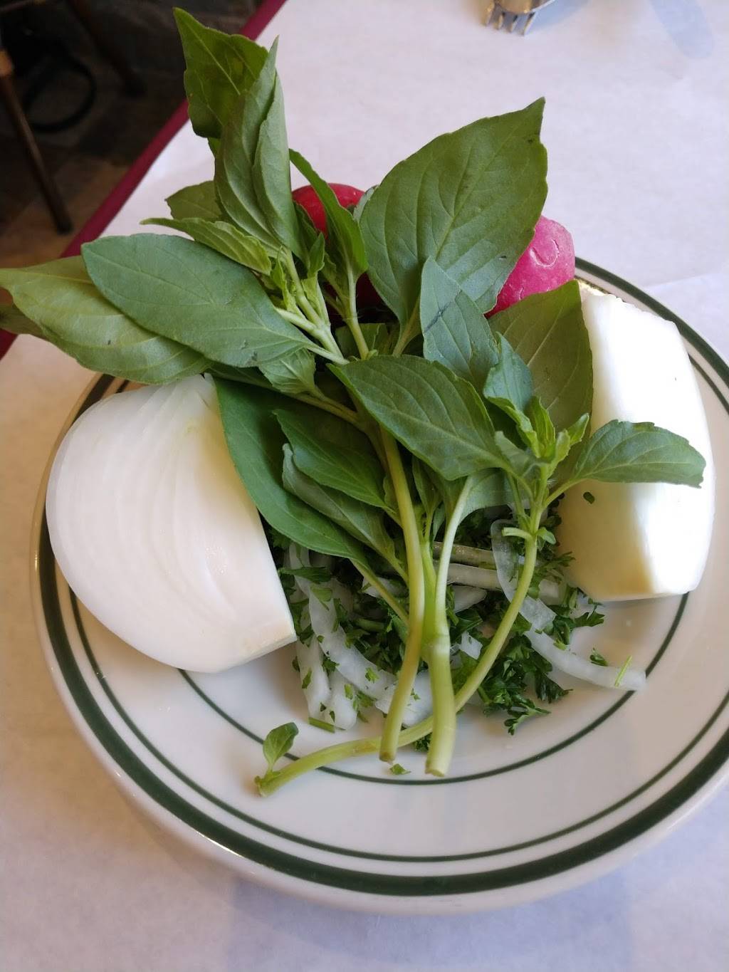 Raffis Place | restaurant | 211 E Broadway, Glendale, CA 91205, USA | 8182407411 OR +1 818-240-7411