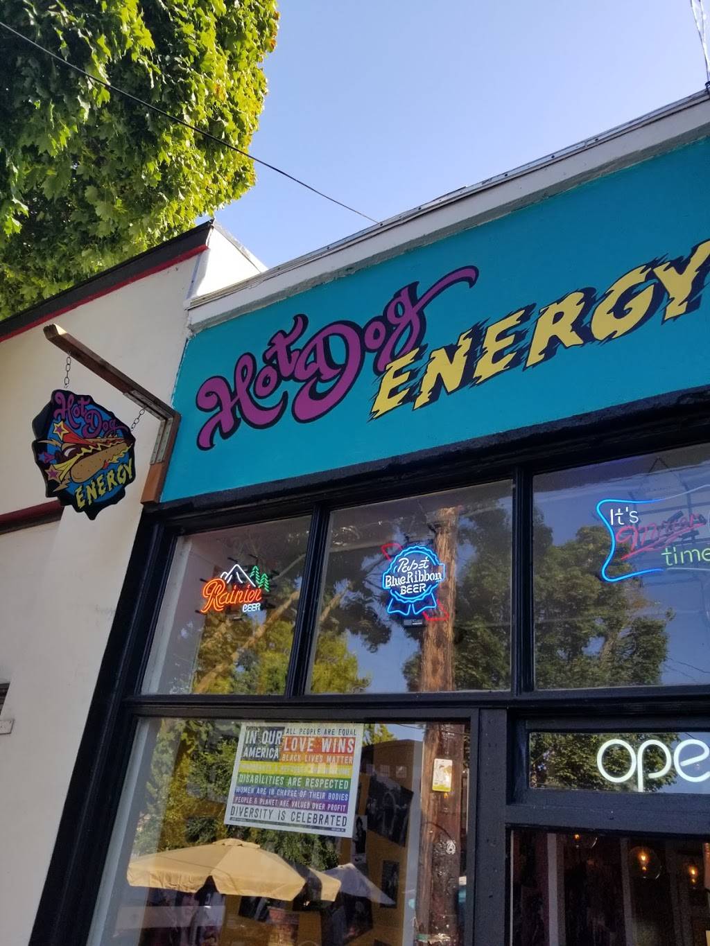 Hot Dog Energy | restaurant | 8408 N Lombard St, Portland, OR 97203, USA | 9712795338 OR +1 971-279-5338