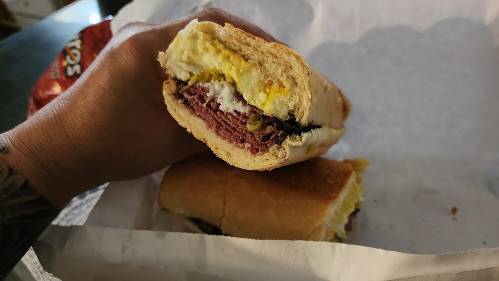 Agrusas Rincon | restaurant | 33740 Valley Center Rd B, Valley Center, CA 92082, USA | 7606516771 OR +1 760-651-6771