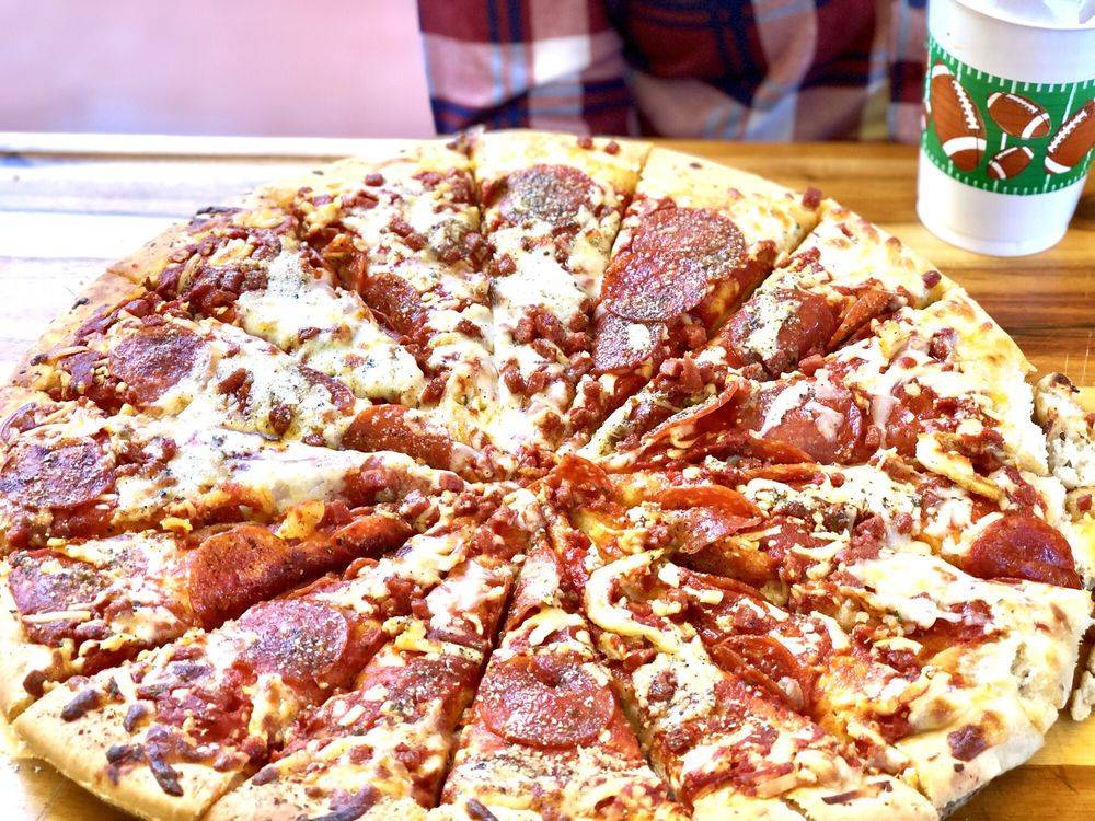 Red Pelican Bar & Hookah Lounge | night club | 230 N Broadwalk, Hollywood, FL 33019, USA | 7866711517 OR +1 786-671-1517