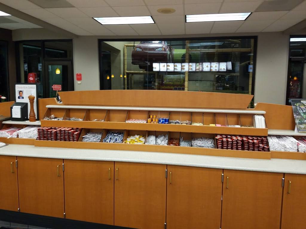 Chick-fil-A | restaurant | 5001 Beechnut St, Houston, TX 77096, USA | 7138397700 OR +1 713-839-7700