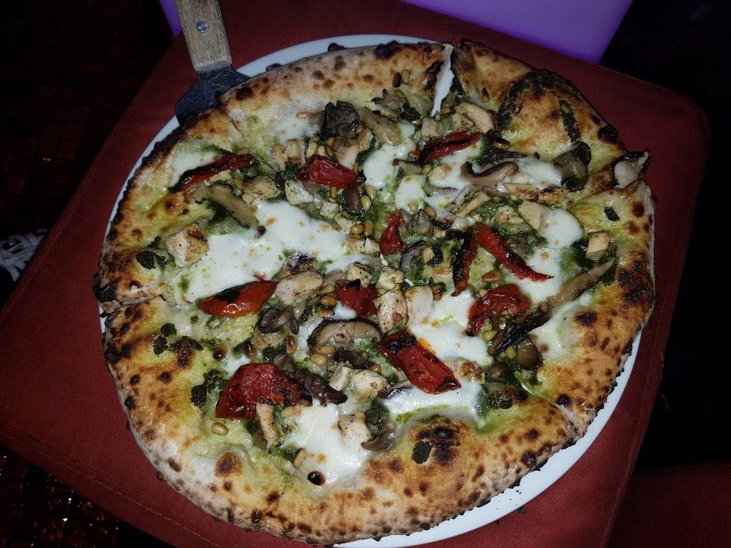 Facci Wood Fire Pizza Wine Bar | restaurant | 7530 Montpelier Rd, Laurel, MD 20723, USA | 3016045555 OR +1 301-604-5555