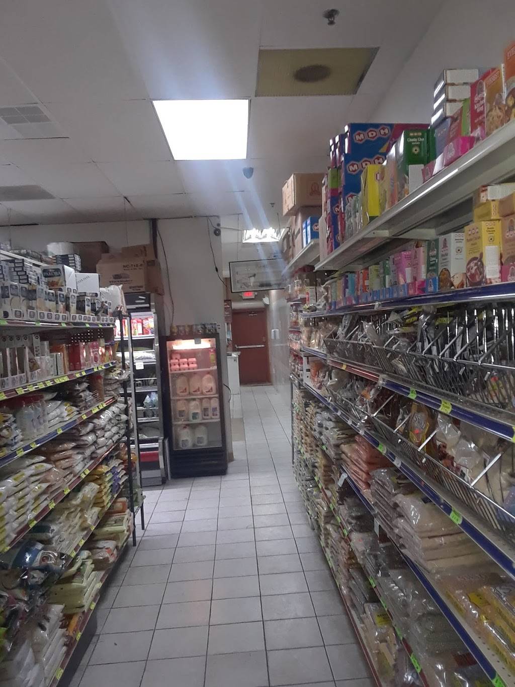 Apna punjab indian grocery & restaurant | restaurant | 3650 Nazareth Pike, Bethlehem, PA 18020, USA | 6103178627 OR +1 610-317-8627