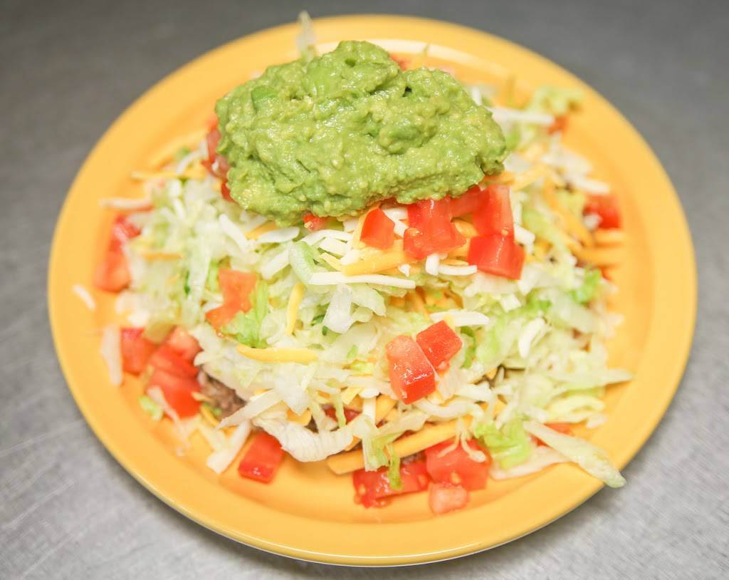 Vasquez Delicatessen | restaurant | 620 E Main St, Vacaville, CA 95688, USA | 7074482950 OR +1 707-448-2950