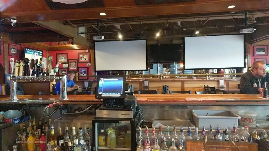 Chelios Pub & Grill | restaurant | 2150 Ogden Ave, Aurora, IL 60504, USA | 6305857650 OR +1 630-585-7650