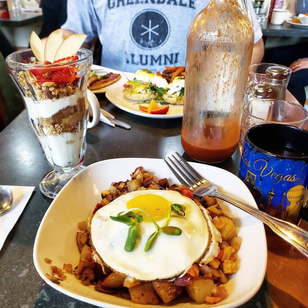 The Brooklyn Street Local LLC | restaurant | 1266 Michigan Ave, Detroit, MI 48226, USA | 3132626547 OR +1 313-262-6547