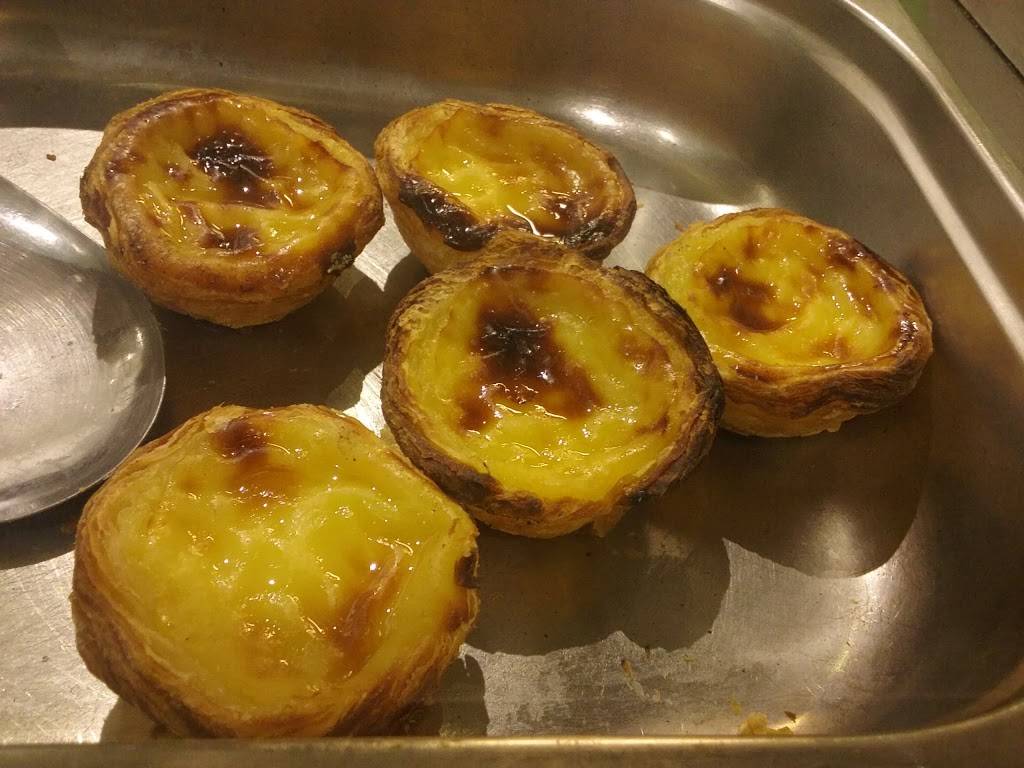 Silvas Barbeque | restaurant | 925 Rathburn Rd E, Mississauga, ON L4W 4C3, Canada | 9052709393 OR +1 905-270-9393