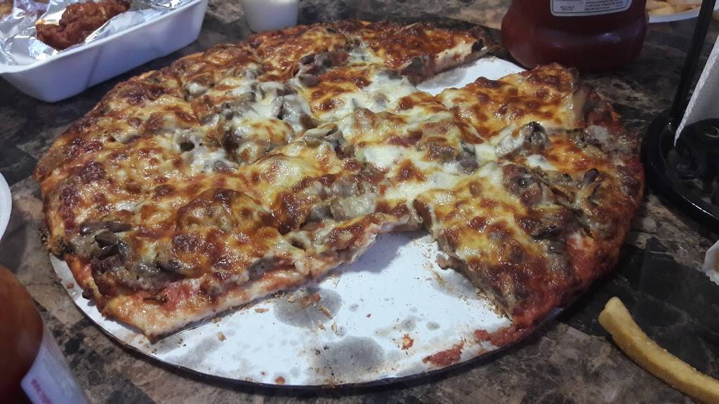 Fasanos Pizza | restaurant | 8351 S Roberts Rd, Justice, IL 60458, USA | 7085986971 OR +1 708-598-6971