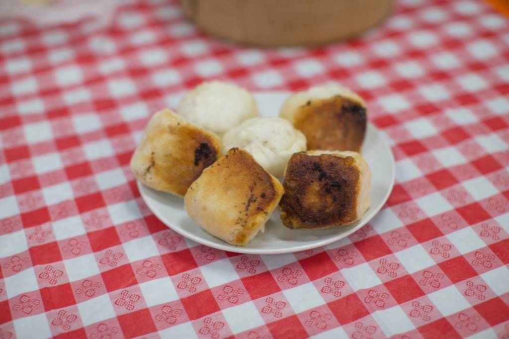 Mengs Kitchen | restaurant | 1 Brighton Ave, Boston, MA 02134, USA | 6179539816 OR +1 617-953-9816