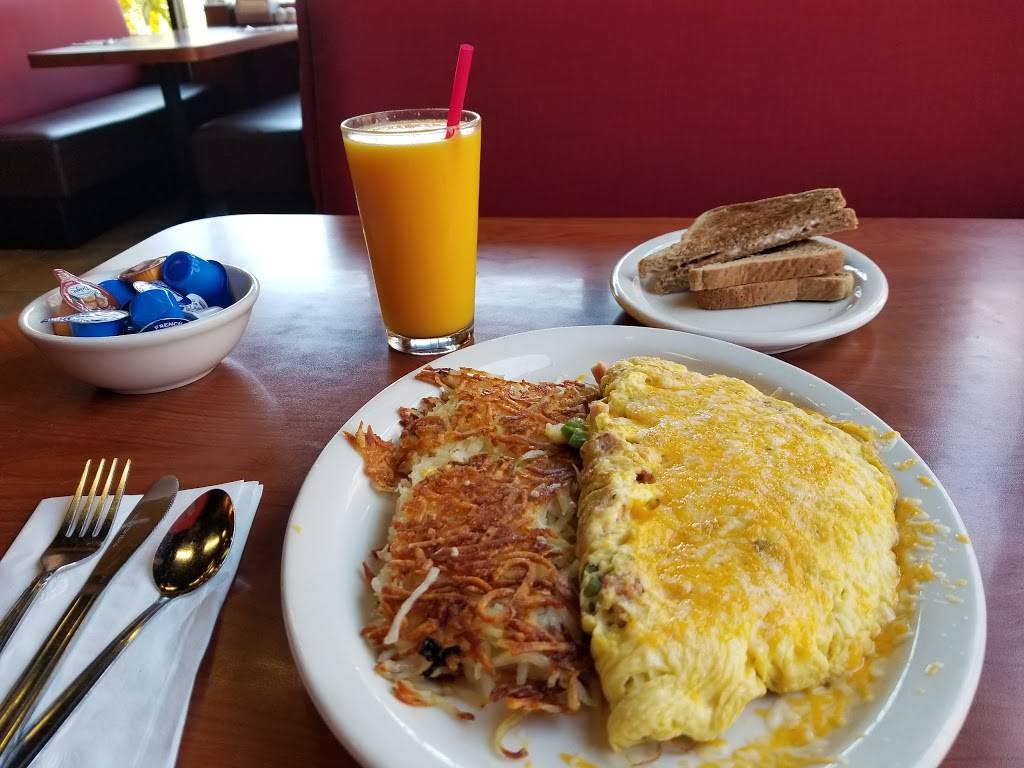 VIPS CAFE RESTAURANT | cafe | 29997 Canyon Hills Rd, Lake Elsinore, CA 92532, USA | 9512446677 OR +1 951-244-6677