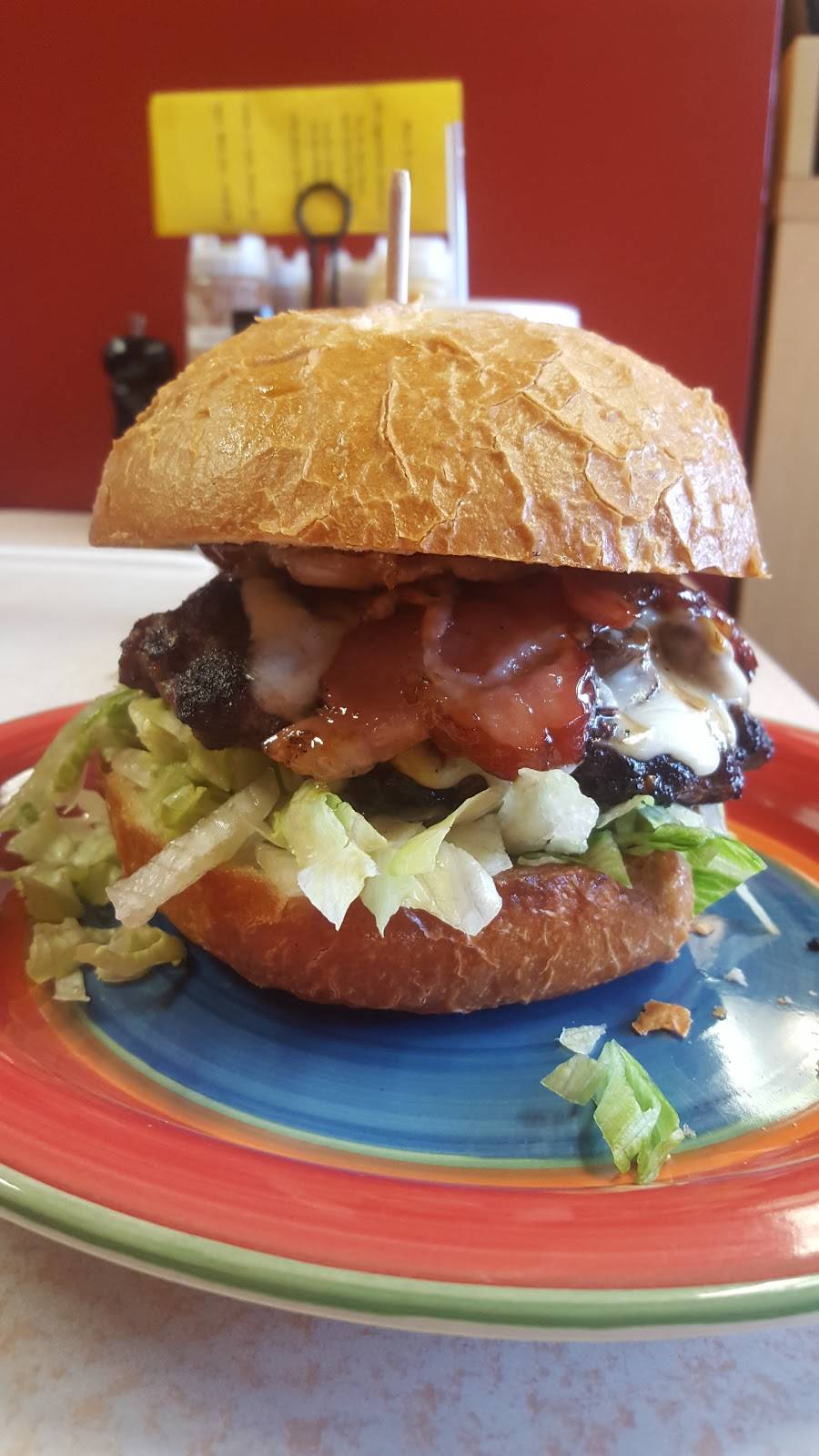 Abby Lane Gourmet Burgers and Other Stuff | restaurant | 16890 15 Mile Rd, Fraser, MI 48026, USA | 5864152229 OR +1 586-415-2229